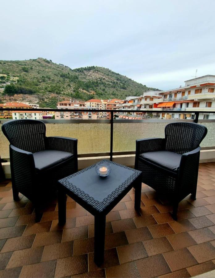 Casa Di Bea Apartamento Ventimiglia Exterior foto